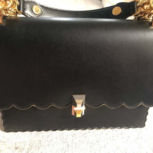 Fendi KAN I scalloped bag medium - black - Picture 2 of 15